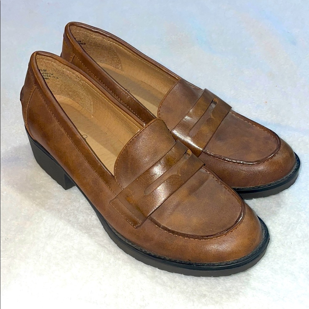BareTraps Brown Loafers